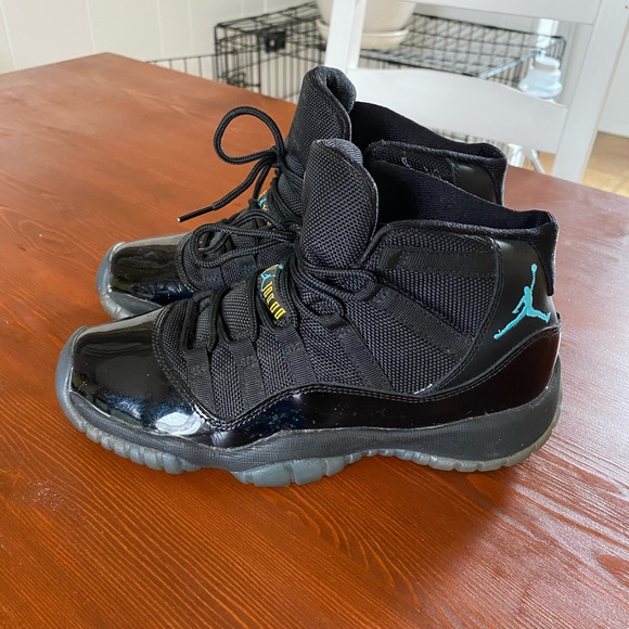 OFFERS ACCEPTED JORDAN 11’ gamma blue - Picture 1 of 4